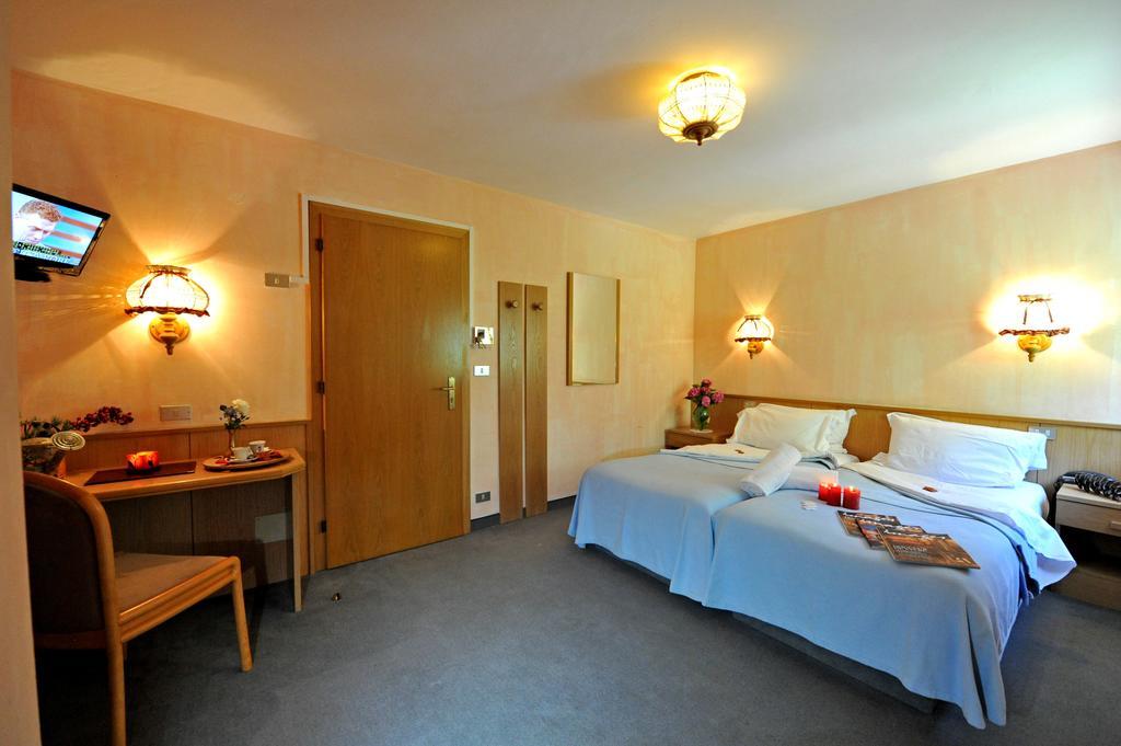 Hotel Etoile De Neige Valtournenche Kültér fotó